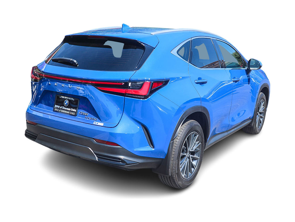 Thumbnail: 2025 Lexus ES - 18