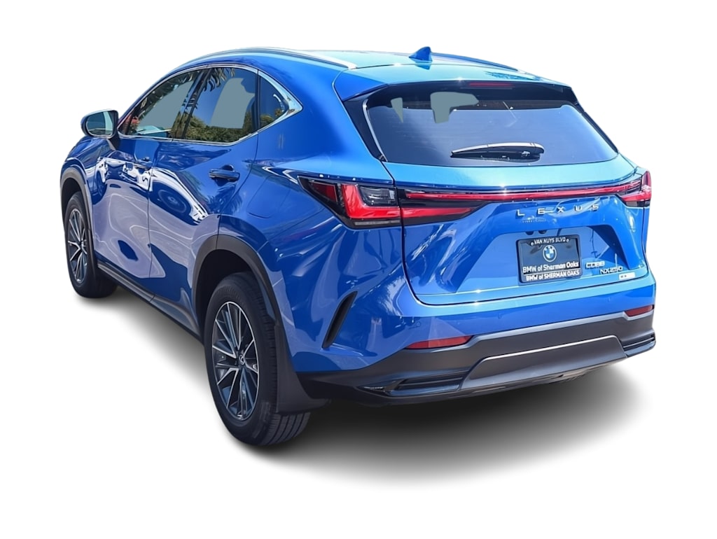 Thumbnail: 2025 Lexus ES - 3