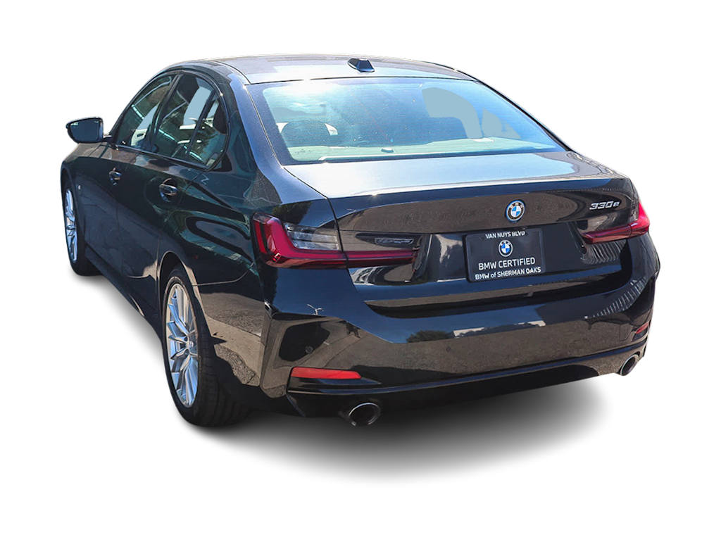 Thumbnail: 2023 BMW 3 Series - 3