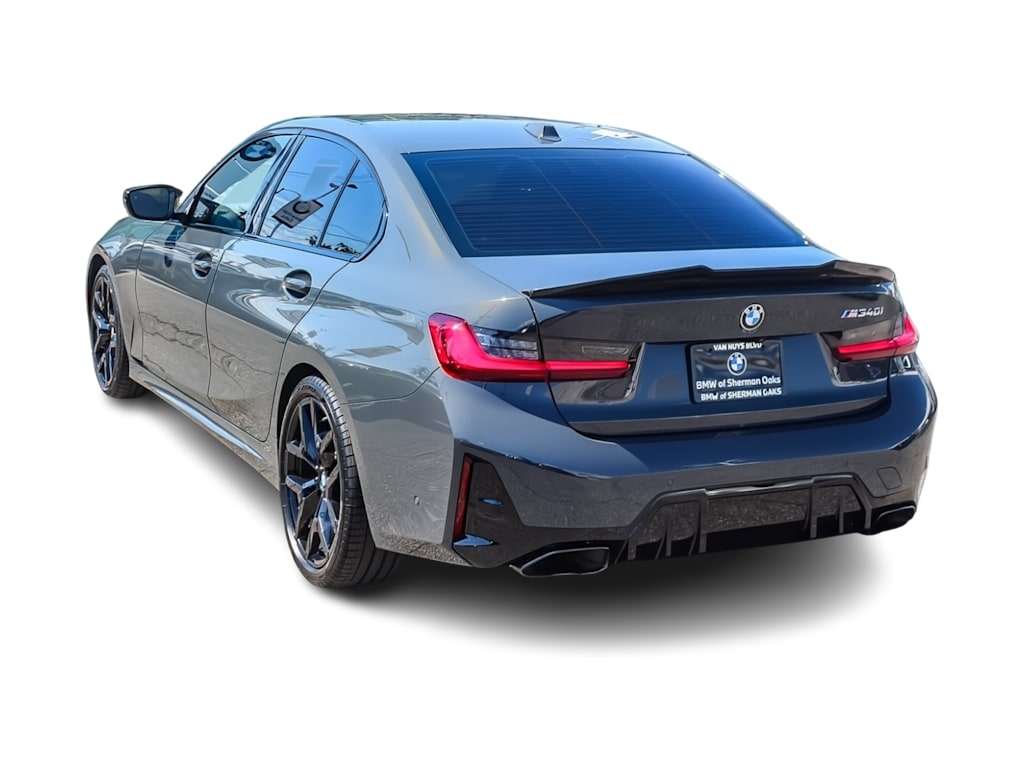 Thumbnail: 2025 BMW 3 Series - 3