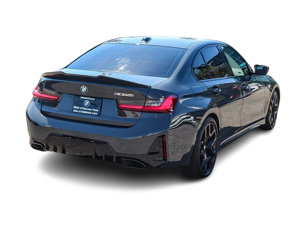 Thumbnail: 2025 BMW 3 Series - 18