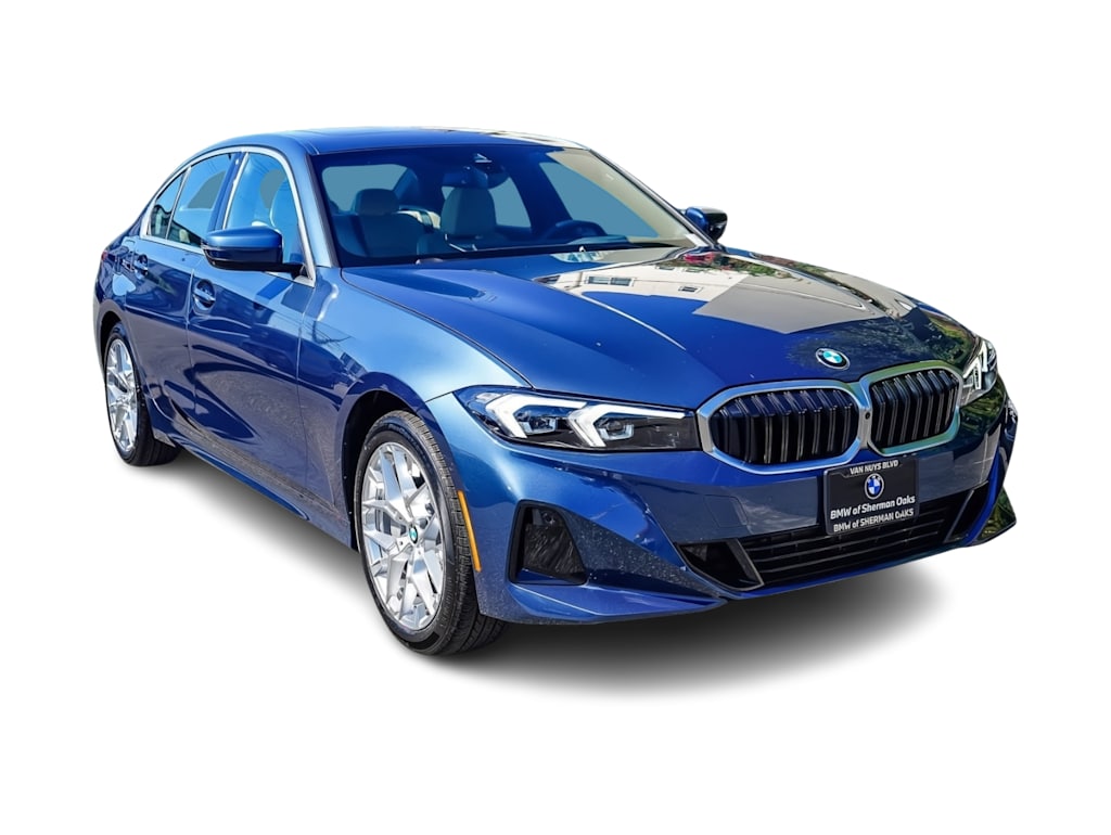 Thumbnail: 2026 BMW 3 Series - 16