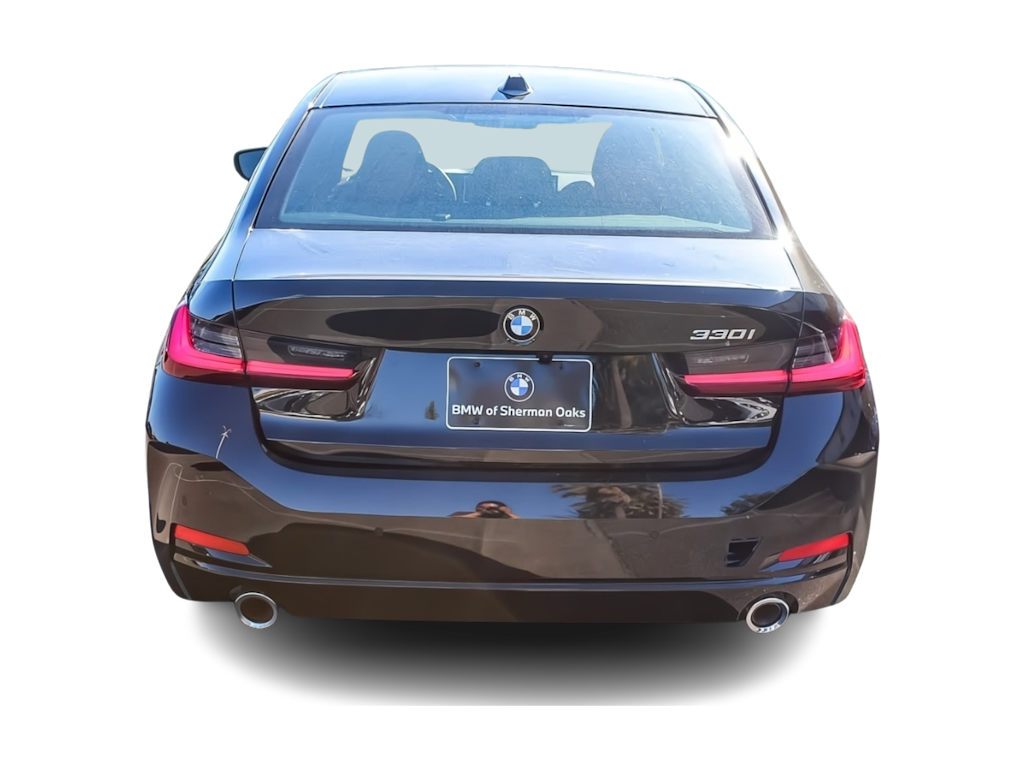 Thumbnail: 2026 BMW 3 Series - 4