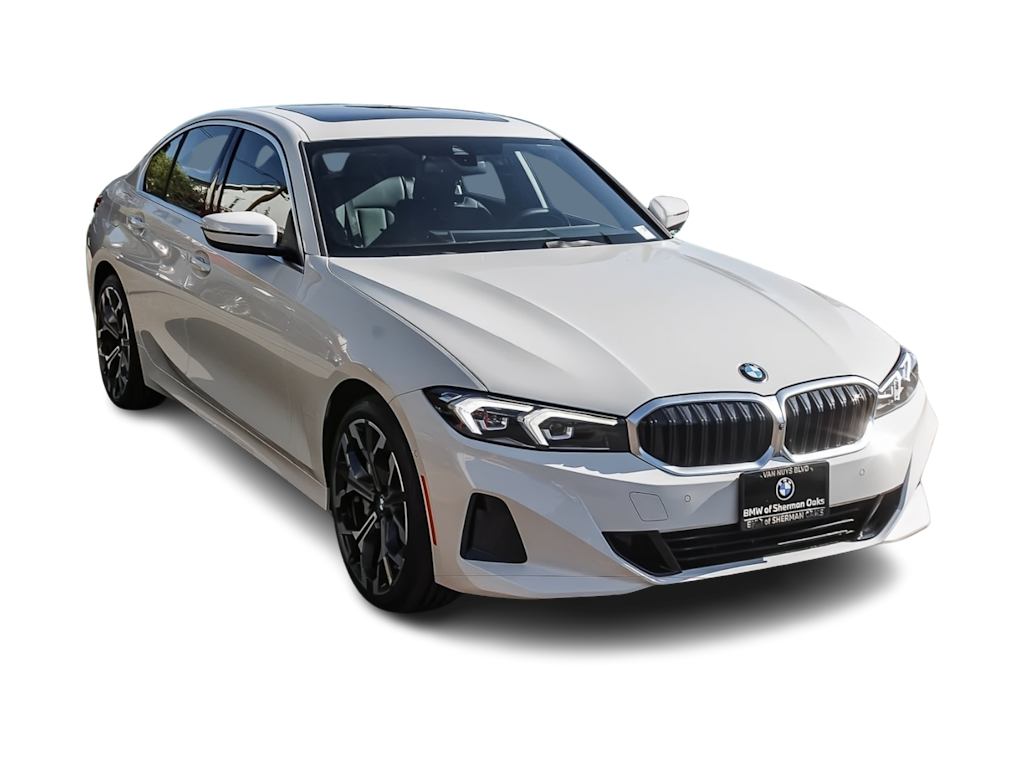 Thumbnail: 2026 BMW 3 Series - 18