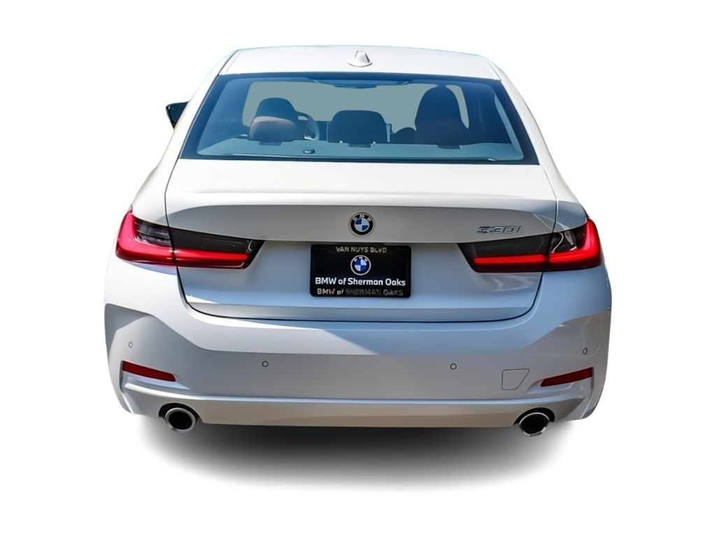 Thumbnail: 2026 BMW 3 Series - 4