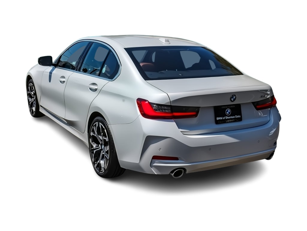 Thumbnail: 2026 BMW 3 Series - 3