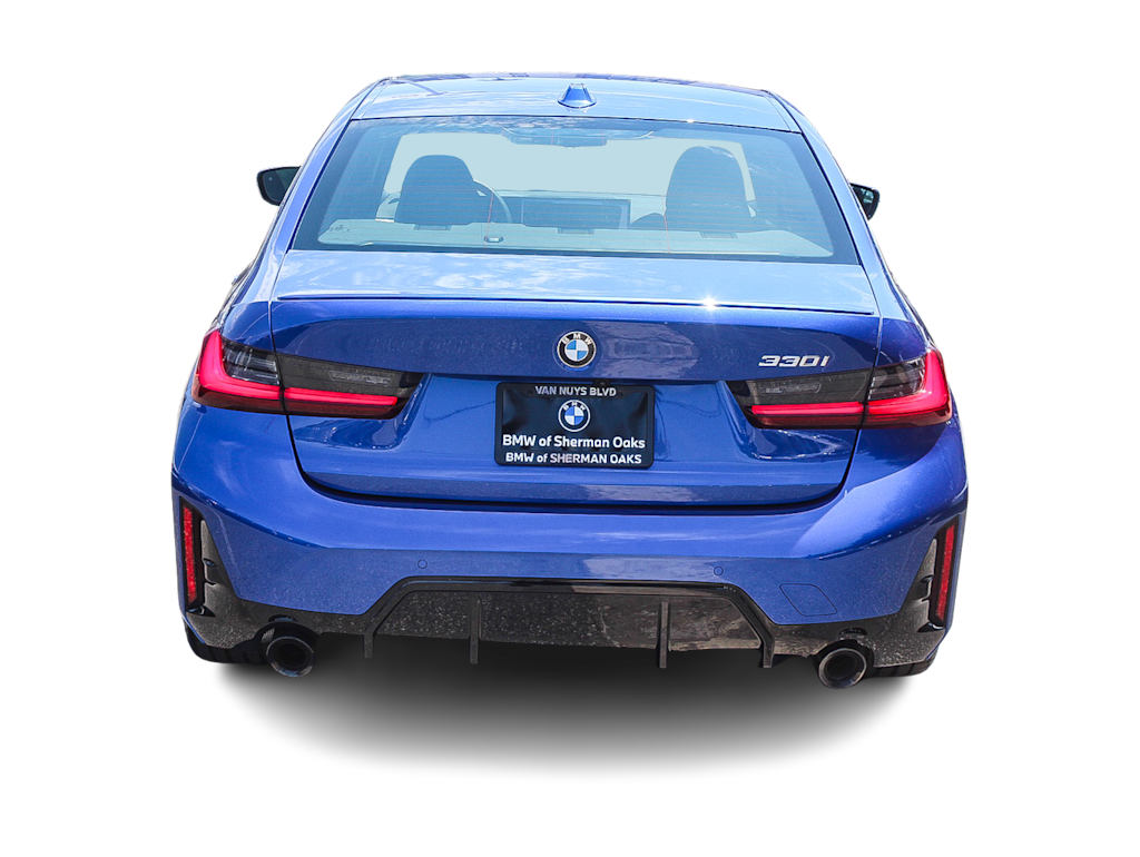 Thumbnail: 2026 BMW 3 Series - 4