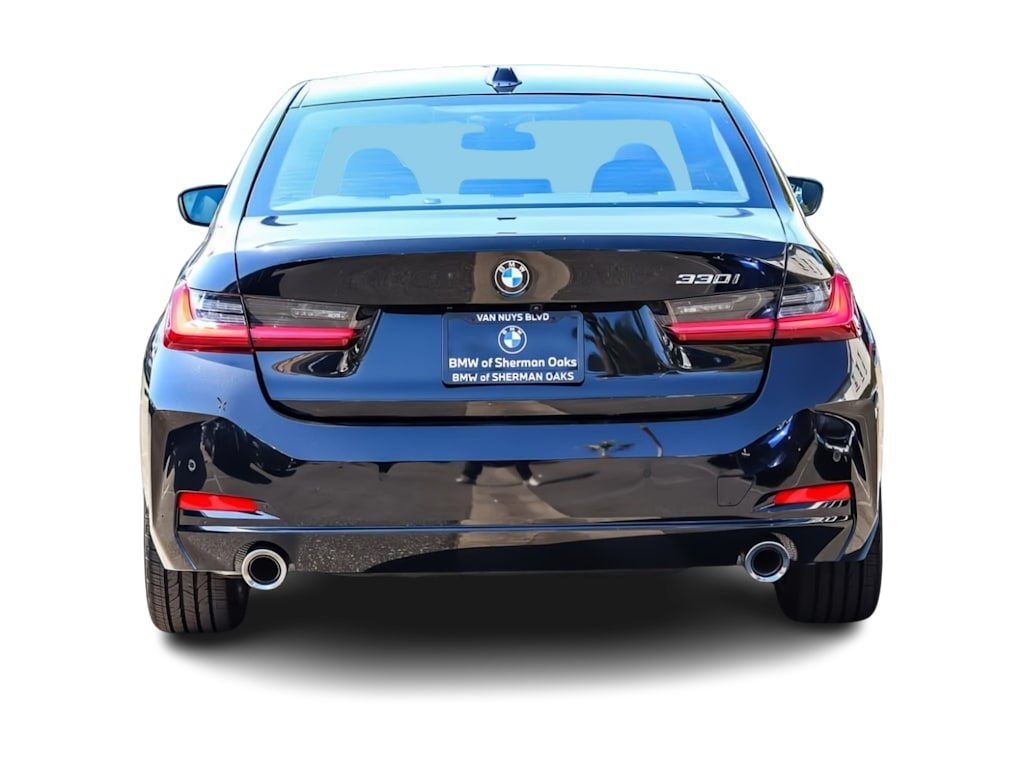 Thumbnail: 2026 BMW 3 Series - 4