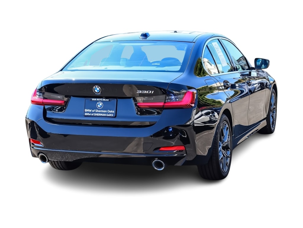 Thumbnail: 2026 BMW 3 Series - 16