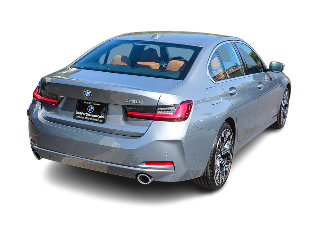 Thumbnail: 2026 BMW 3 Series - 19