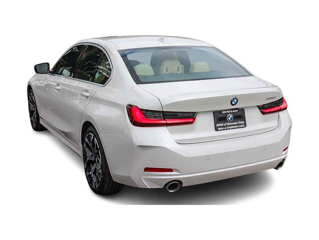 Thumbnail: 2025 BMW 3 Series - 3