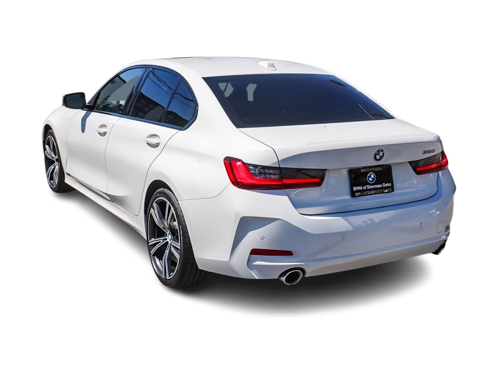 Thumbnail: 2023 BMW 3 Series - 3