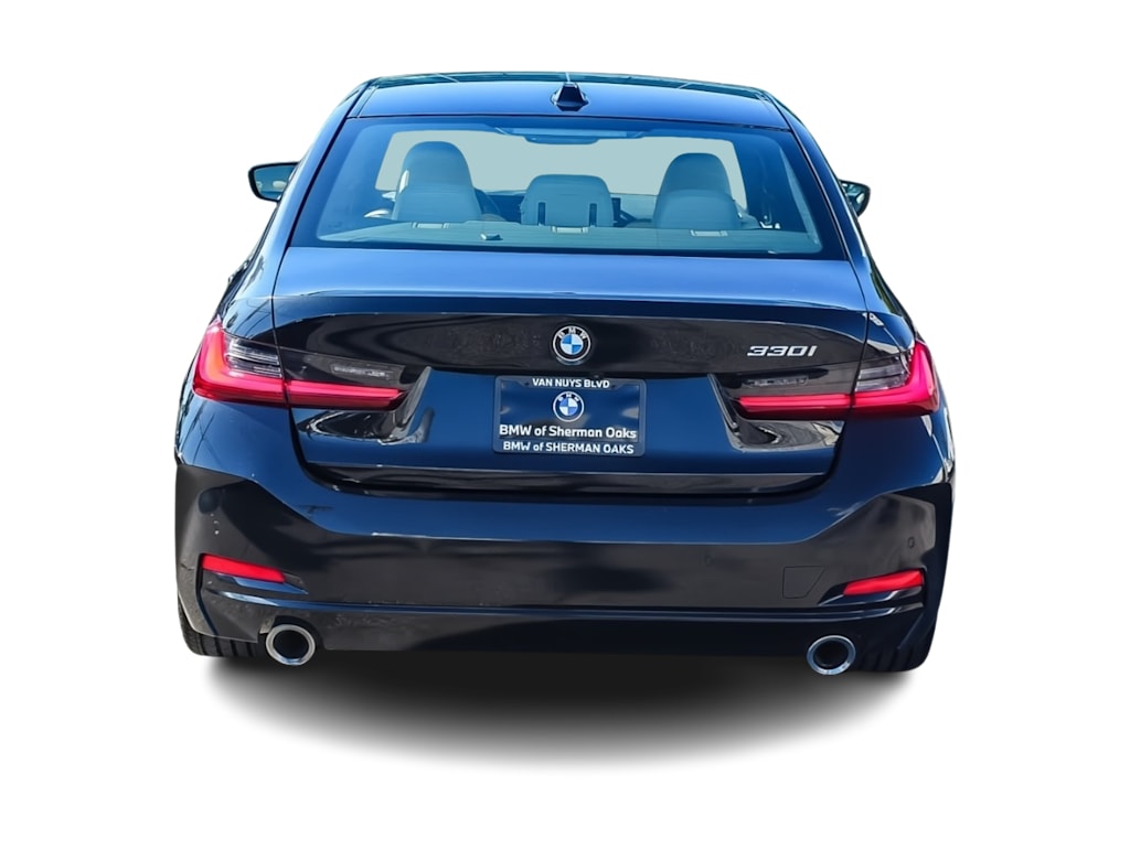 Thumbnail: 2024 BMW 3 Series - 3