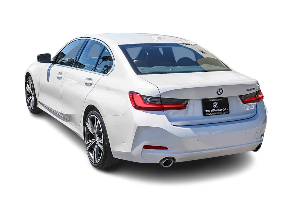 Thumbnail: 2024 BMW 3 Series - 3
