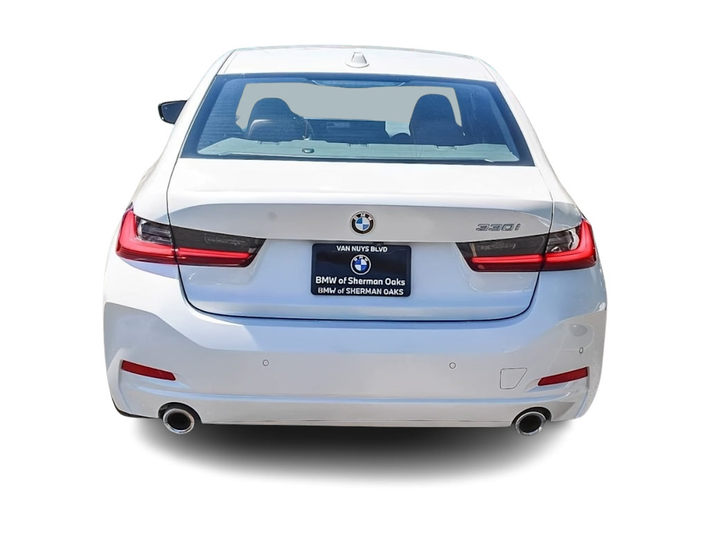 Thumbnail: 2024 BMW 3 Series - 4