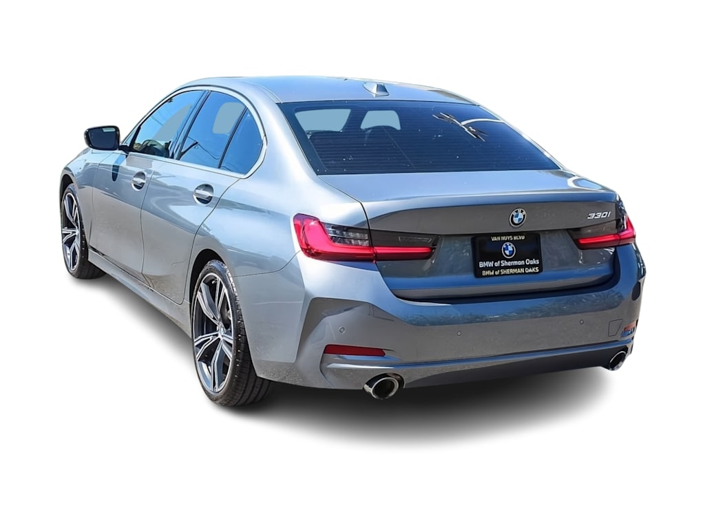 Thumbnail: 2024 BMW 3 Series - 3