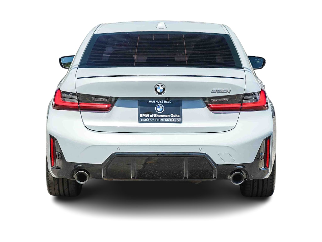 Thumbnail: 2023 BMW 3 Series - 4
