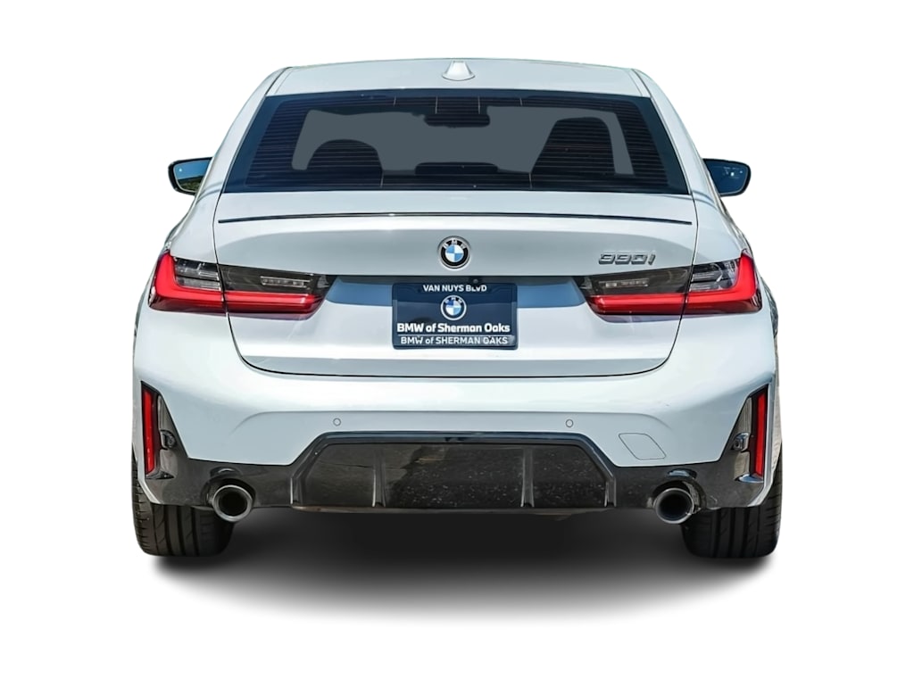 Thumbnail: 2023 BMW 3 Series - 4