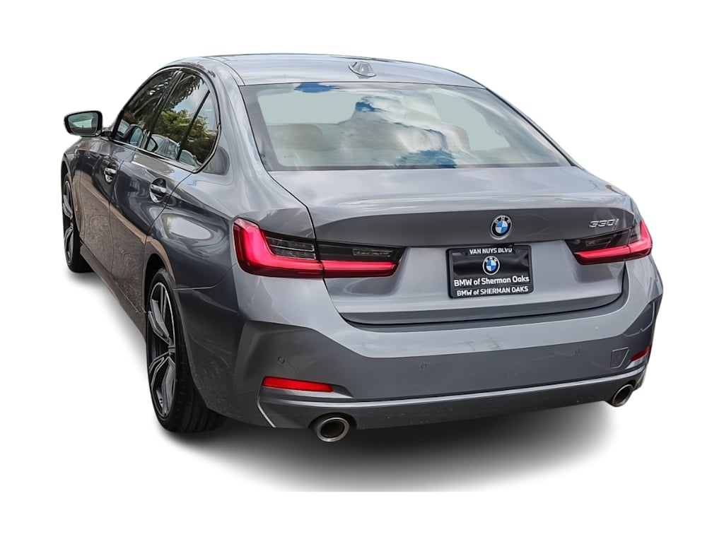 Thumbnail: 2023 BMW 3 Series - 3