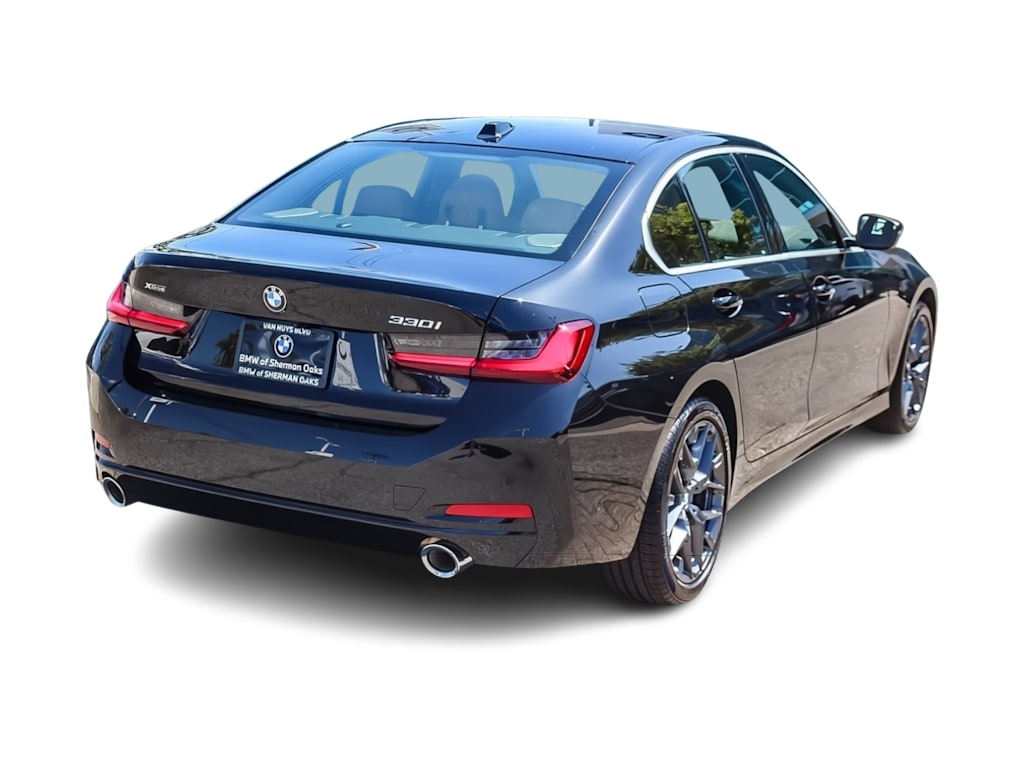 Thumbnail: 2026 BMW 3 Series - 19
