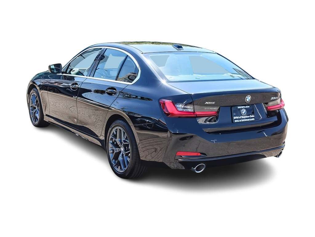 Thumbnail: 2026 BMW 3 Series - 3