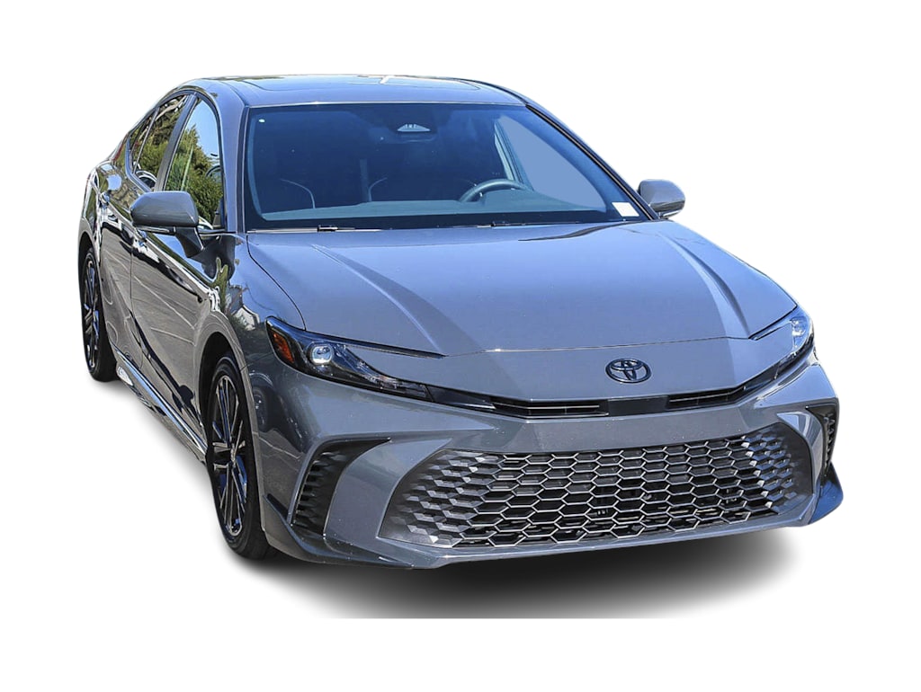 2025 Toyota Camry SE 16