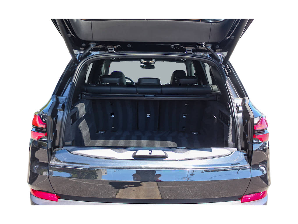 Thumbnail: 2026 BMW X5 - 16