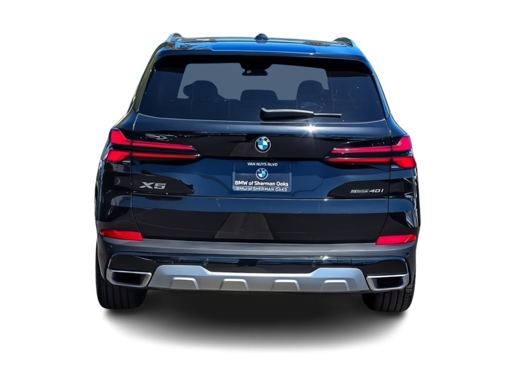 Thumbnail: 2026 BMW X5 - 4