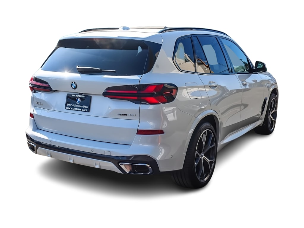 Thumbnail: 2026 BMW X5 - 17