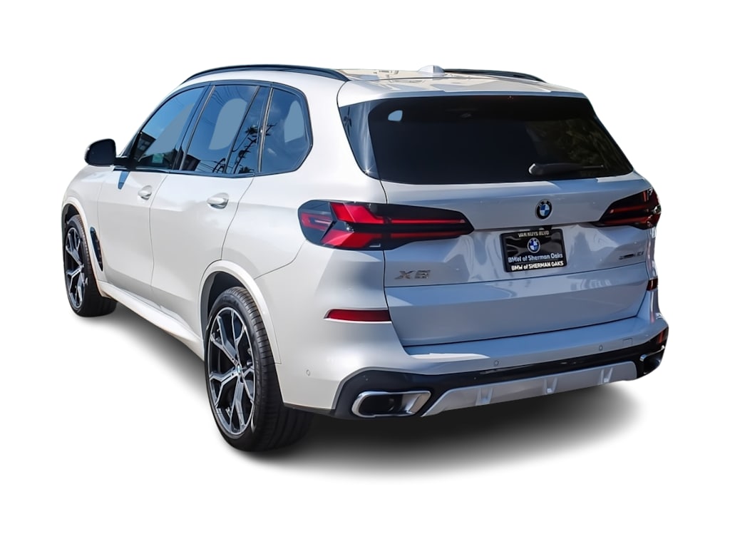 Thumbnail: 2026 BMW X5 - 3