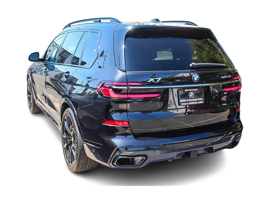 Thumbnail: 2023 BMW X7 - 3