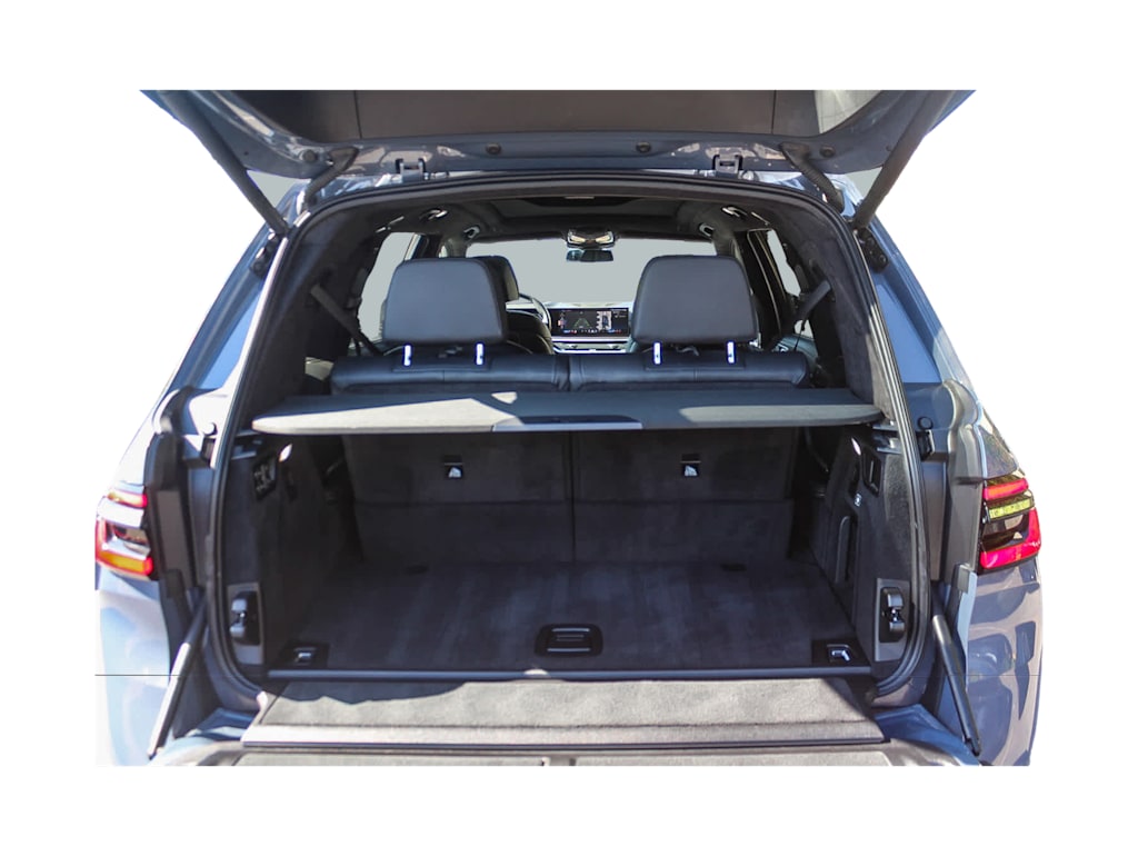 Thumbnail: 2024 BMW X7 - 16