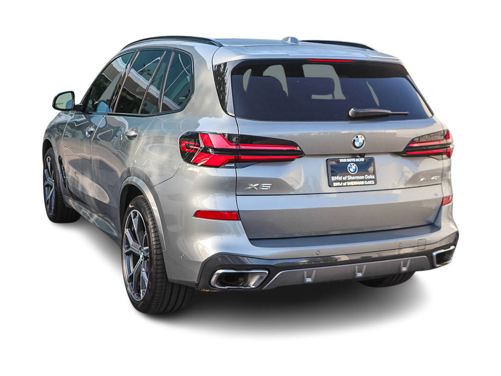 Thumbnail: 2026 BMW X5 - 3