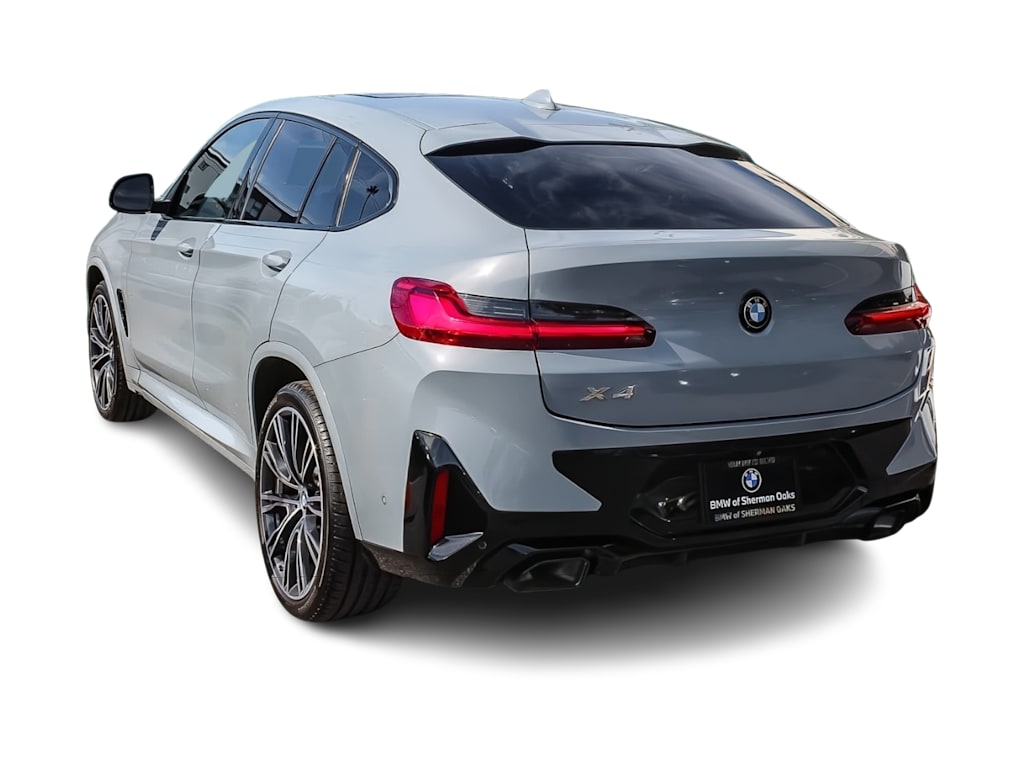 Thumbnail: 2023 BMW X4 - 3