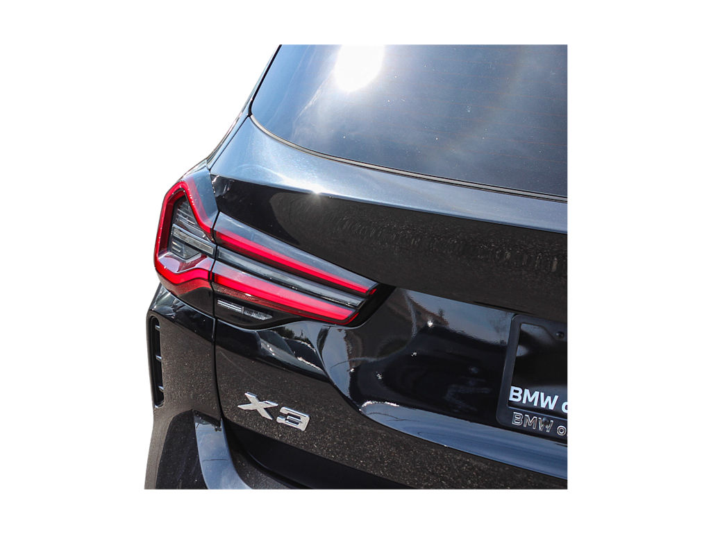 Thumbnail: 2023 BMW X3 - 19