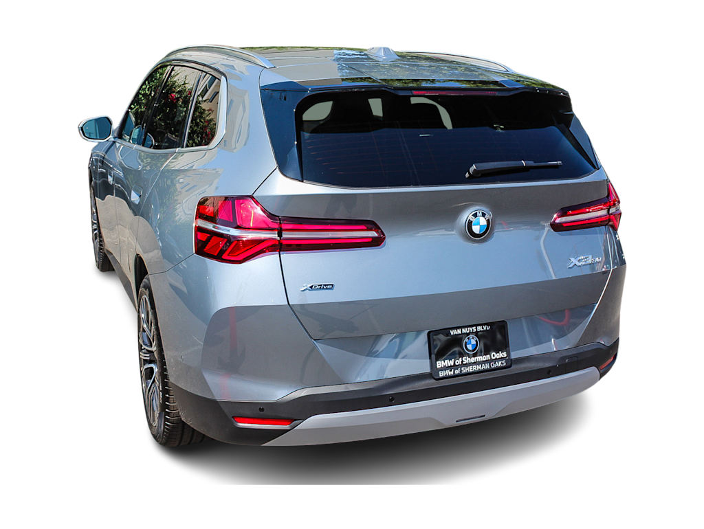 Thumbnail: 2026 BMW X3 - 3