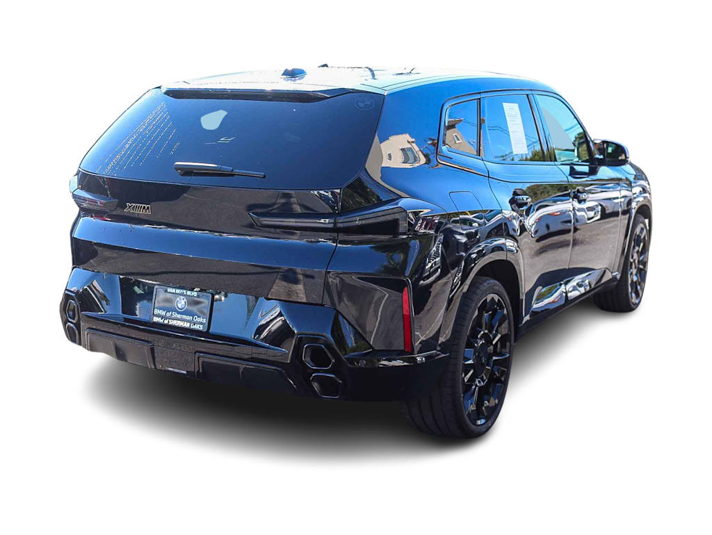 Thumbnail: 2023 BMW XM - 21