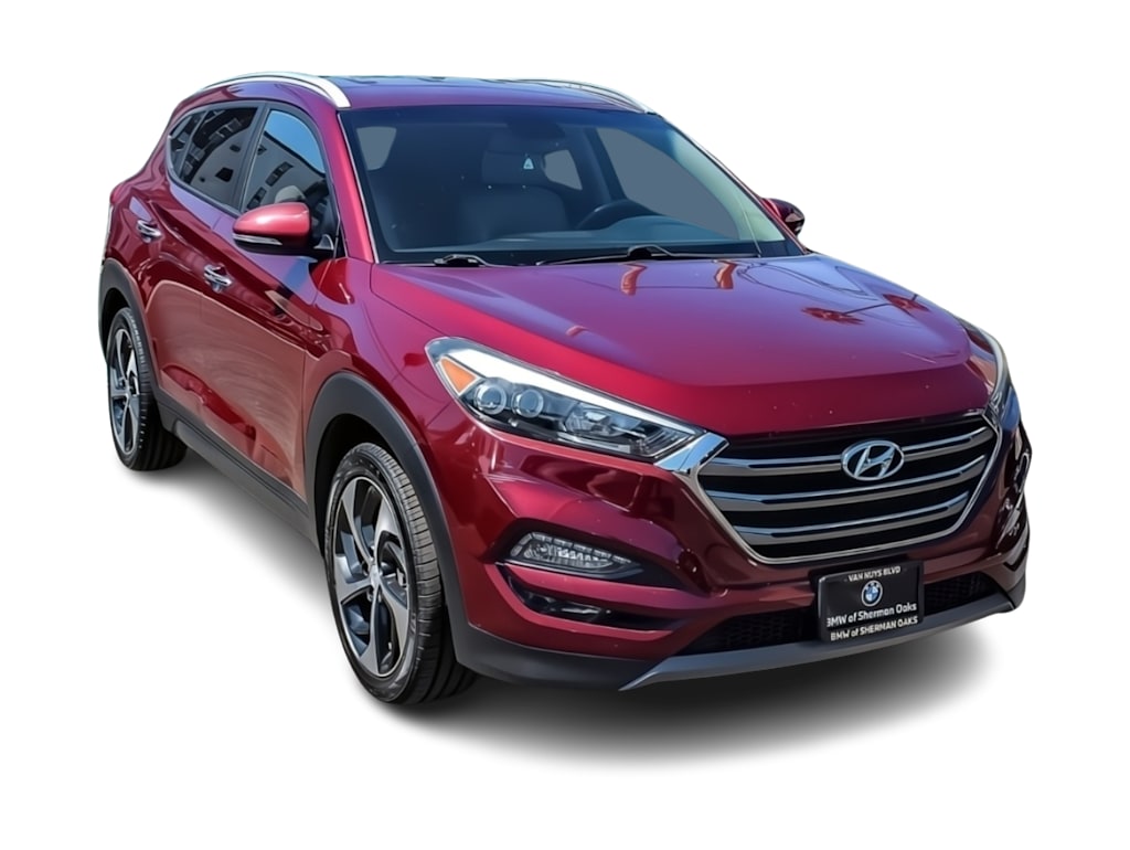 Thumbnail: 2016 Hyundai Tucson - 17
