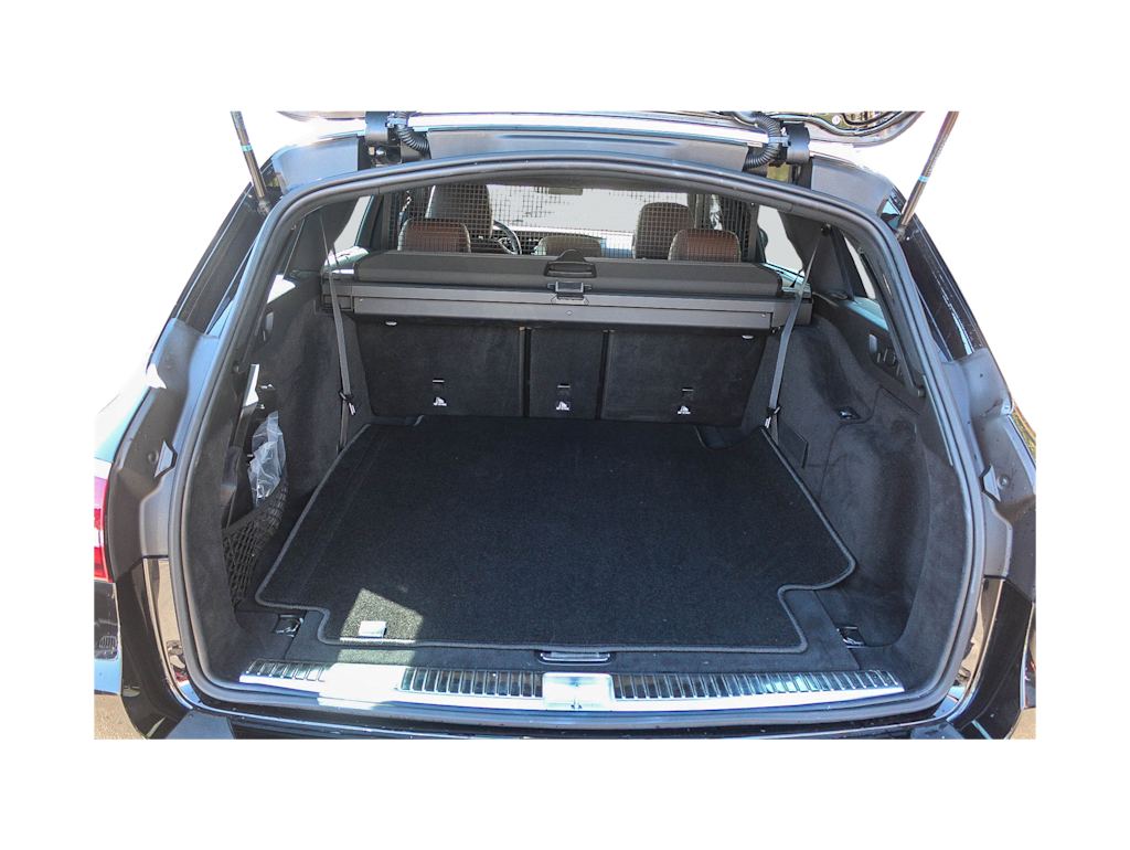 Thumbnail: 2023 Mercedes-Benz E-Class - 16