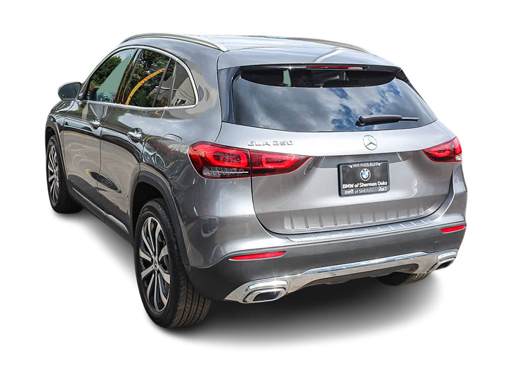 Thumbnail: 2021 Mercedes-Benz GLA - 3