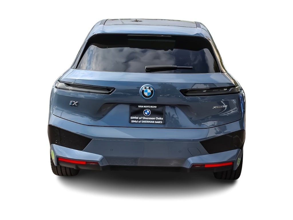 Thumbnail: 2024 BMW iX - 18