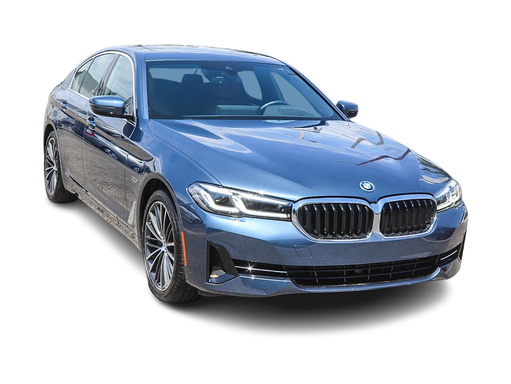 Thumbnail: 2023 BMW 5 Series - 17