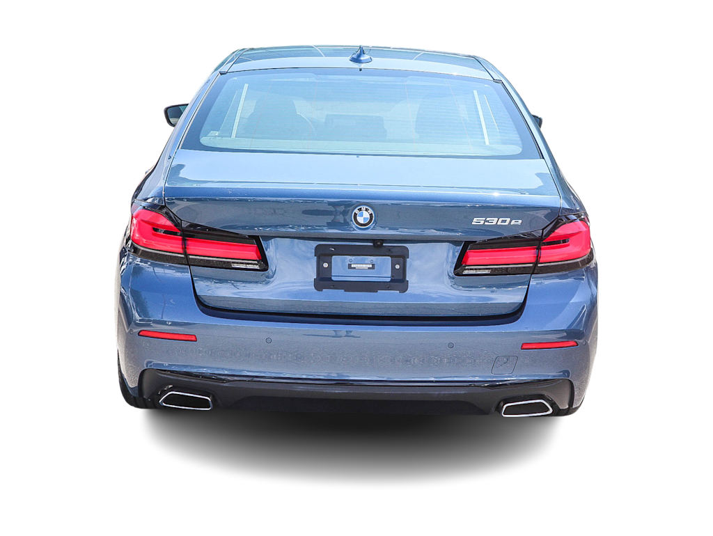 Thumbnail: 2023 BMW 5 Series - 4