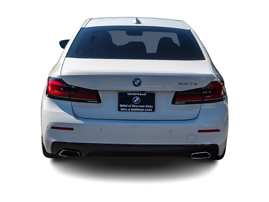 Thumbnail: 2023 BMW 5 Series - 4