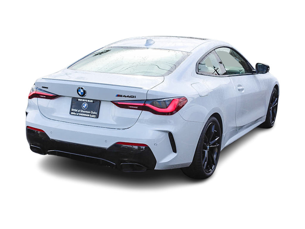 2022 BMW 4 Series M440i 18