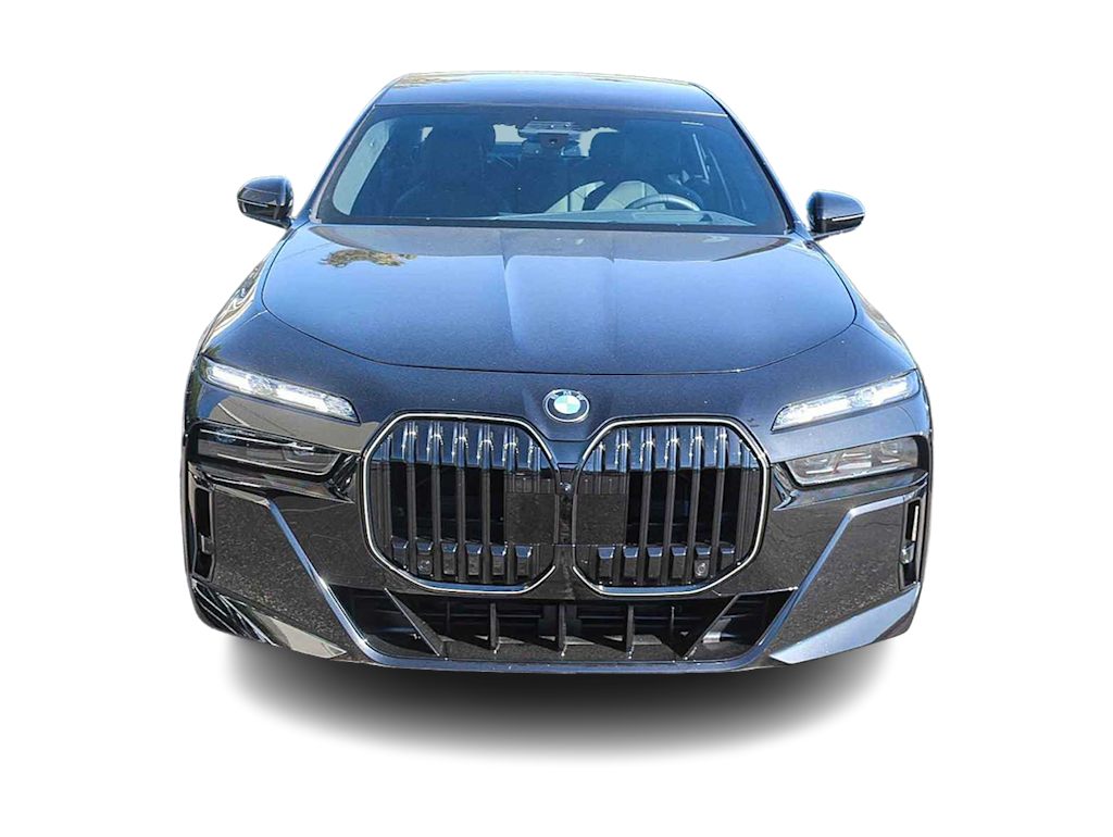 Thumbnail: 2025 BMW 7 Series - 4