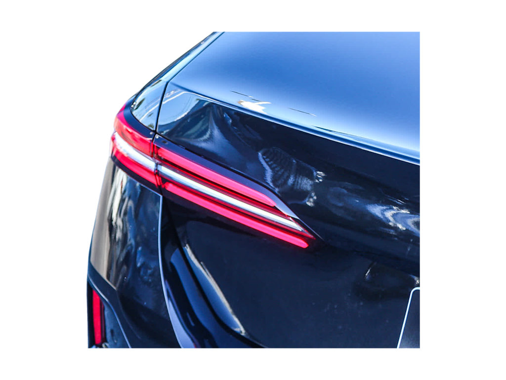 Thumbnail: 2026 BMW 5 Series - 3