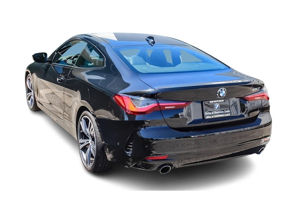 Thumbnail: 2023 BMW 4 Series - 3
