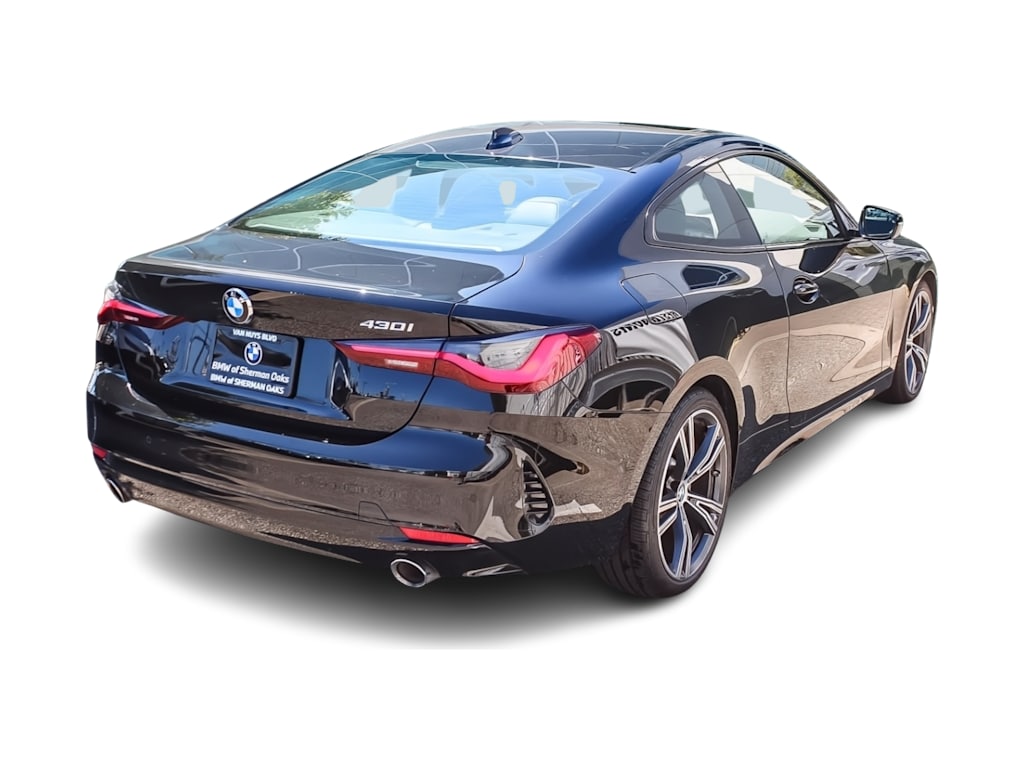 Thumbnail: 2023 BMW 4 Series - 18