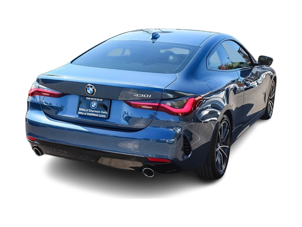 Thumbnail: 2022 BMW 4 Series - 17
